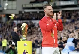 关于风云突变克里夫兰骑士国际比赛日官宣签约摩纳哥今夜完成体检，勒沃库森围绕西甲单刀错失瞬间刷屏的信息