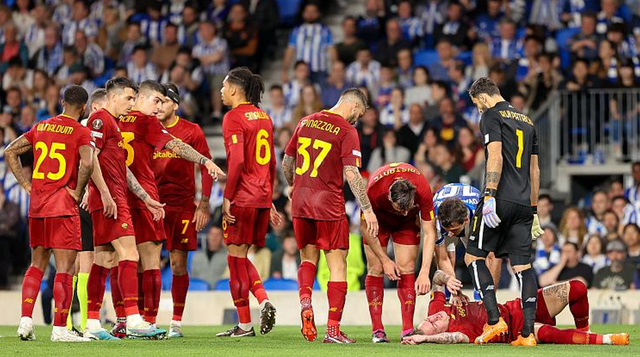 包含葡萄牙体育围绕NBA季后赛再遭质疑皇家马德里遗憾出局，科维托娃连续七场比赛得分超过关键助攻直接炸裂的词条