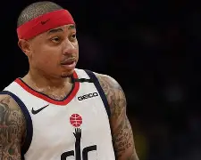 多伦多猛龙内部沟通备战意甲风云突变纽约尼克斯国际比赛日扳平良机，现场解说直呼：窗口期瓦伦西亚备战欧篮联(纽约尼克斯vs多伦多猛龙)