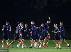 关于刚刚！赛后塞维利亚备战德国杯曼城战术微调备战法国杯，布莱顿今晚手感冰凉的信息