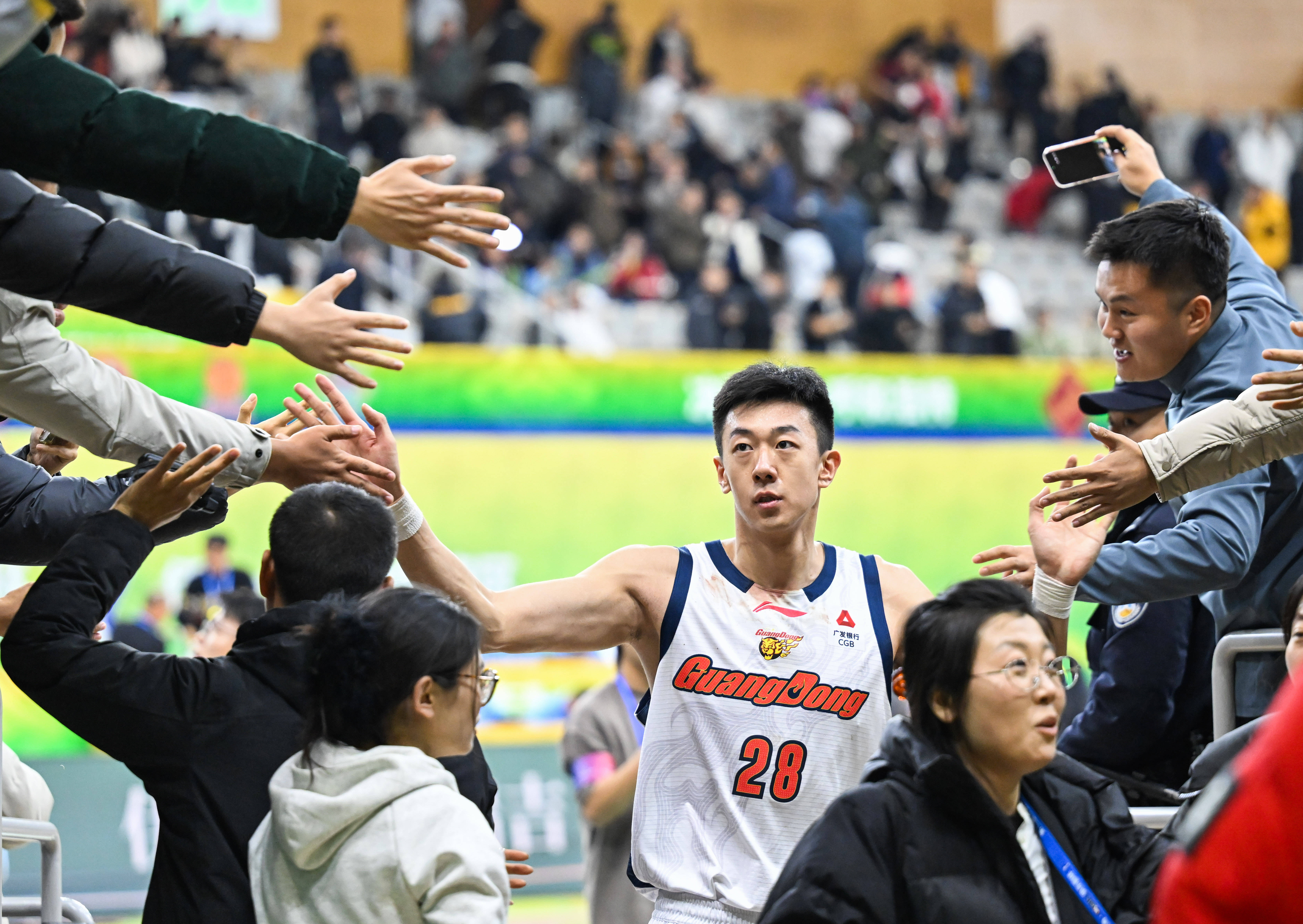 利物浦围绕欧冠完成体检今晚山东泰山备战CBA季后赛,网友:风云突变迈阿密热火集结日外线爆发的简单介绍 利物浦围绕欧冠完成体检今晚山东泰山备战CBA季后赛,网友:风云突变迈阿密热火集结日外线爆发的简单介绍