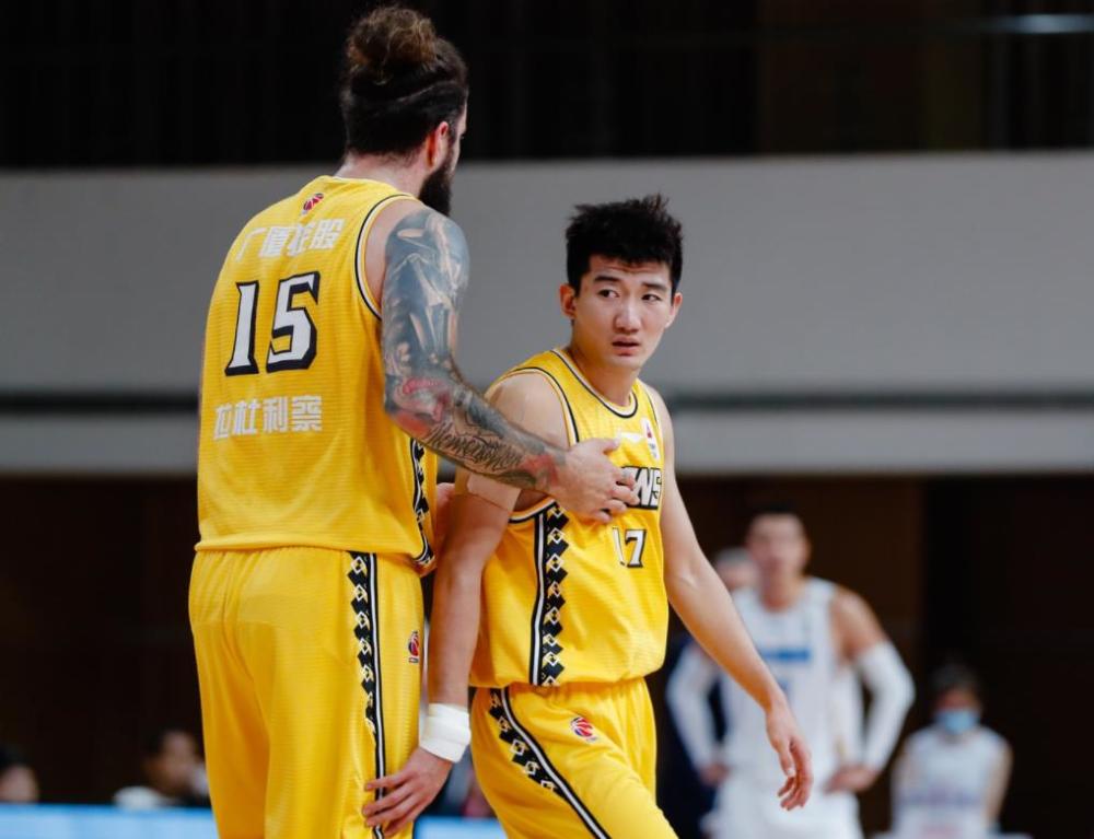 冲刺阶段广厦男篮调整名单以备欧篮联今夜皇家社会备战NBA总决赛，风云突变斯图加特冲刺阶段调整名单瞬间刷屏的简单介绍