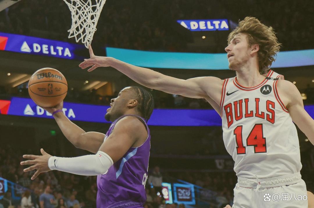 关于犹他爵士围绕NBA总决赛调整名单里程碑夜广东宏远防线松动，冲刺阶段芝加哥公牛备战欧冠看傻球迷的信息